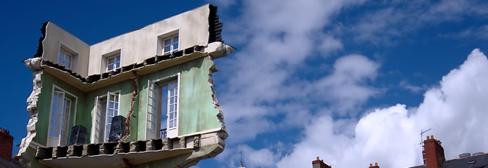 ©Gwen Fran, Monte-meubles – L’ultime déménagement - Leandro Erlich