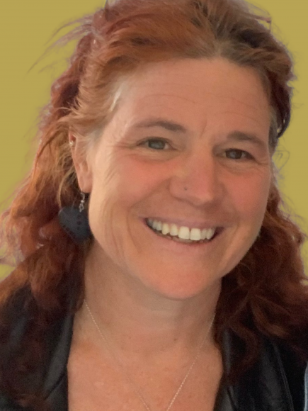 Profile picture of Pippa Bailey on golden background