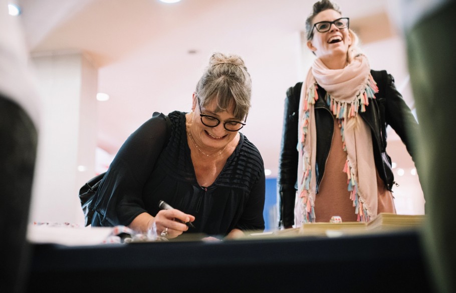 Get free access/reduced entrance fee to our events © Tanja Kanazir